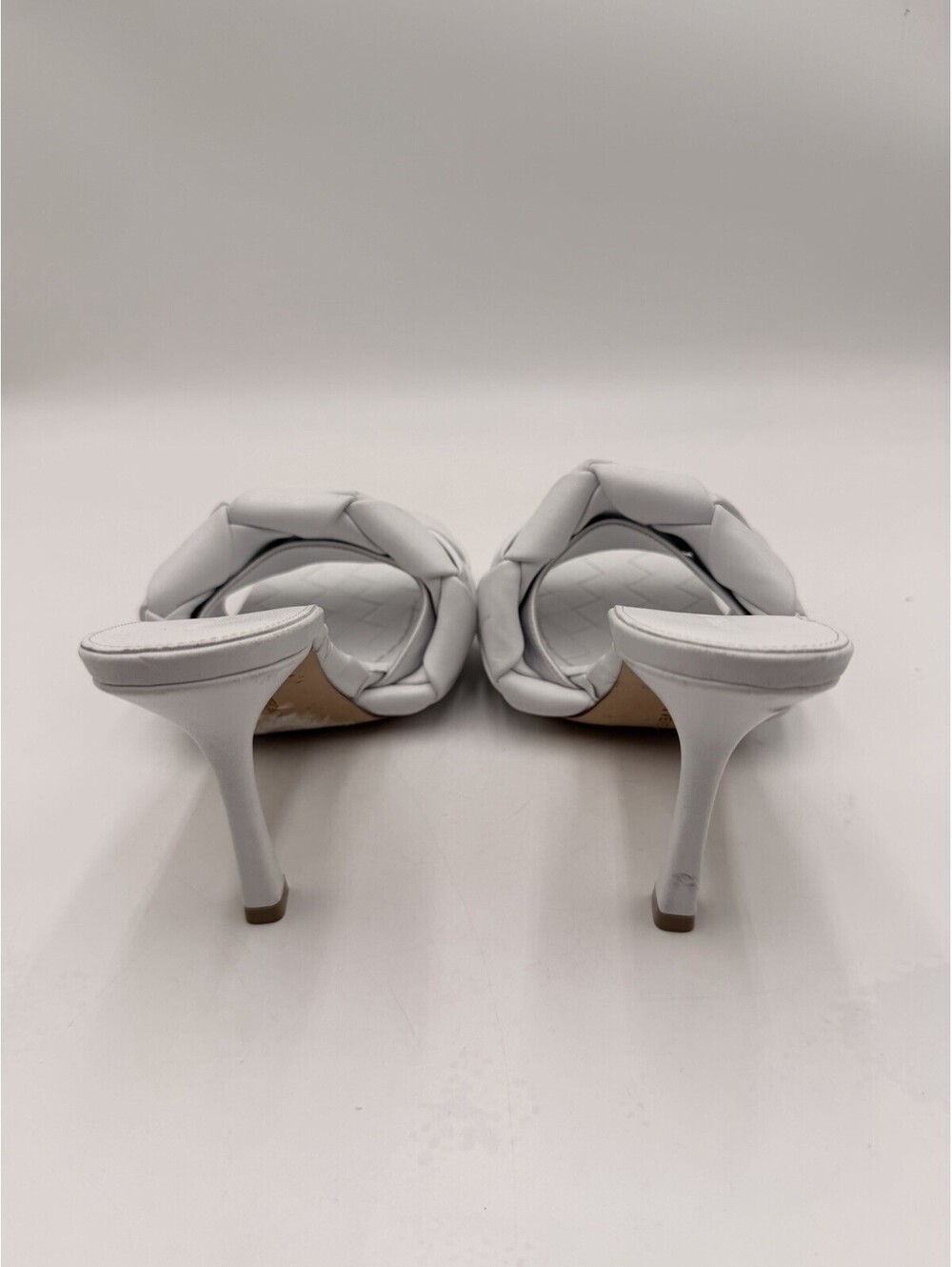 Women’s Bottega Veneta Lido mules white intrecciato woven leather Size 37.5 - Picture 4 of 5